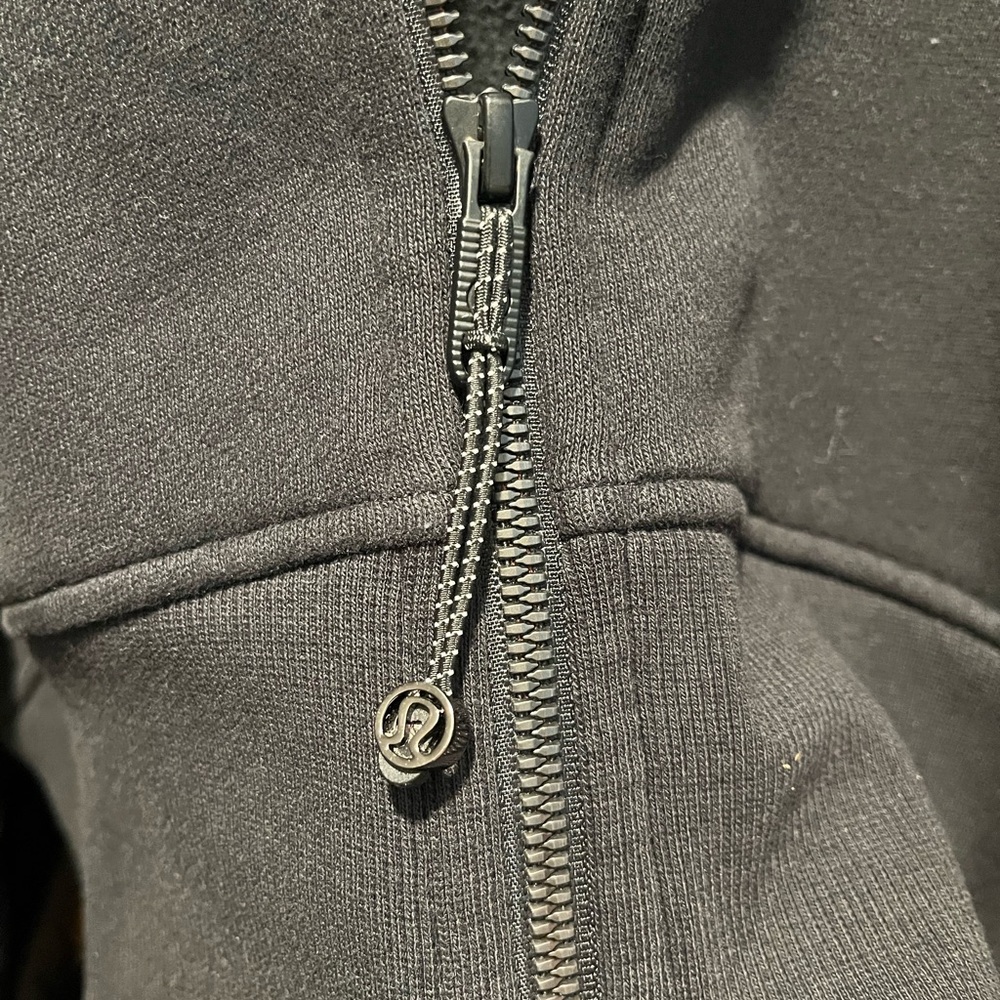 Lululemon jacket - Picture 2 of 4